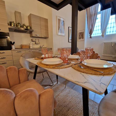 Apartament Regina Milano In Porta Romana 2 - Sky Tv, Wifi E Breakfast Box Zewnętrze zdjęcie