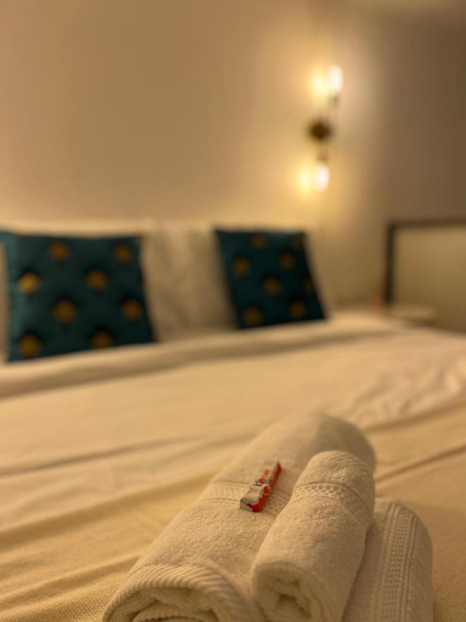 Apartament Regina Milano In Porta Romana 2 - Sky Tv, Wifi E Breakfast Box Zewnętrze zdjęcie