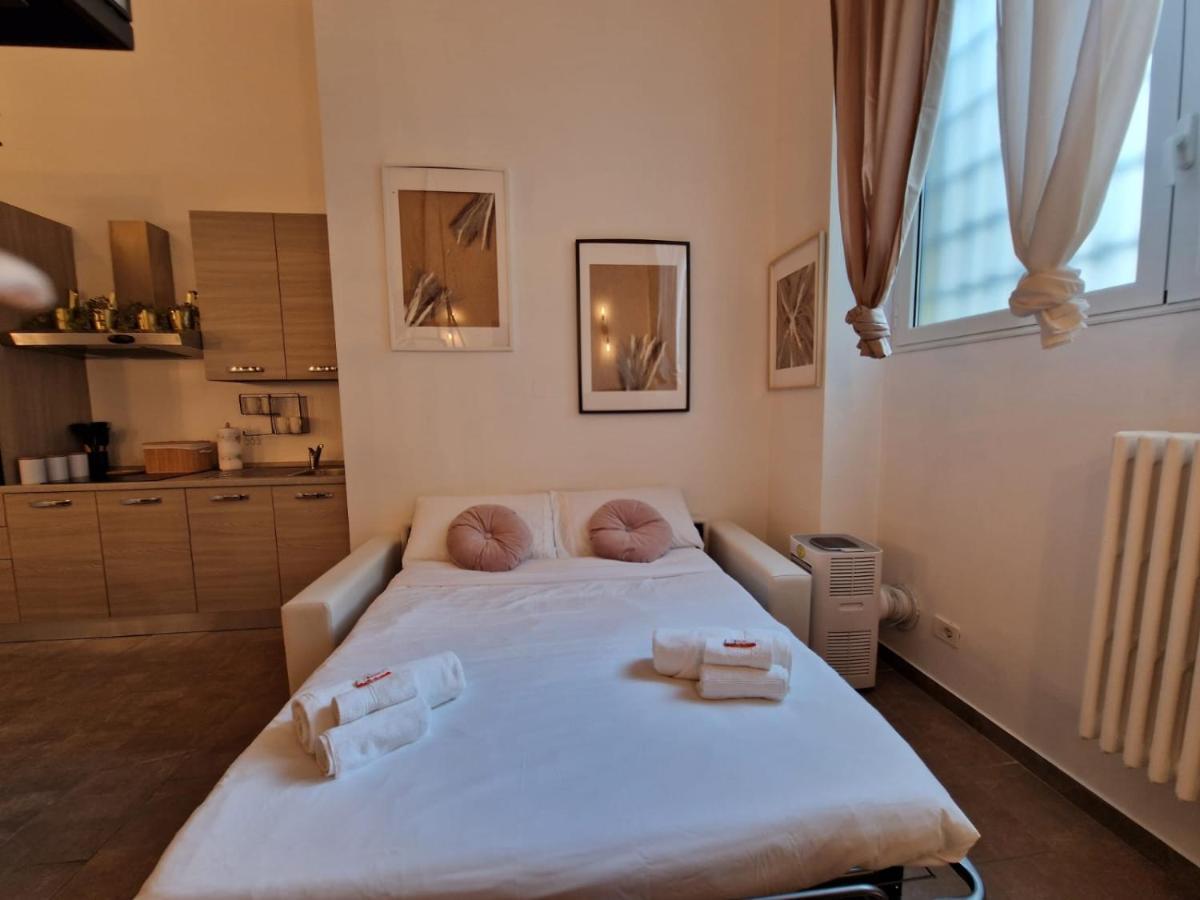 Apartament Regina Milano In Porta Romana 2 - Sky Tv, Wifi E Breakfast Box Zewnętrze zdjęcie