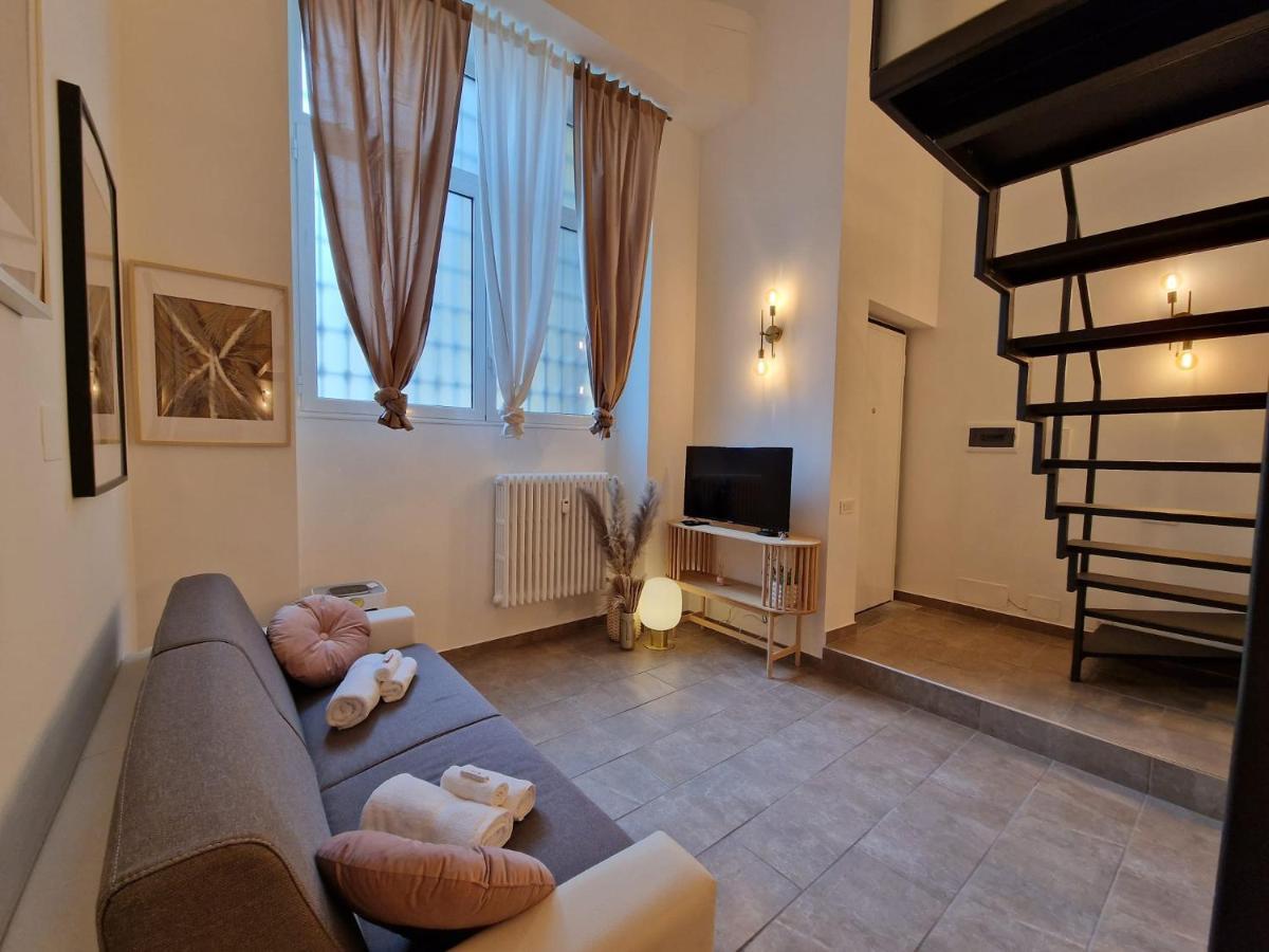Apartament Regina Milano In Porta Romana 2 - Sky Tv, Wifi E Breakfast Box Zewnętrze zdjęcie