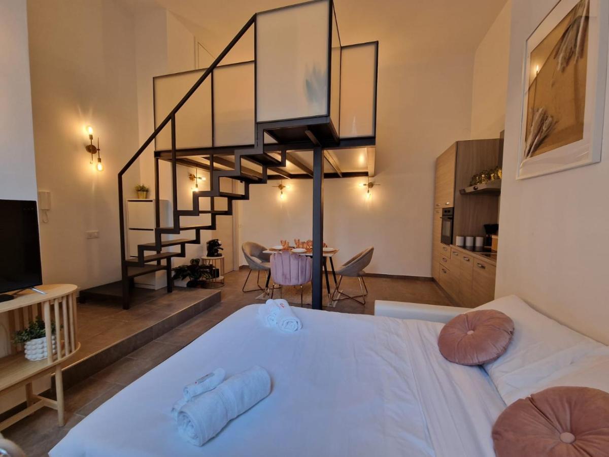 Apartament Regina Milano In Porta Romana 2 - Sky Tv, Wifi E Breakfast Box Zewnętrze zdjęcie