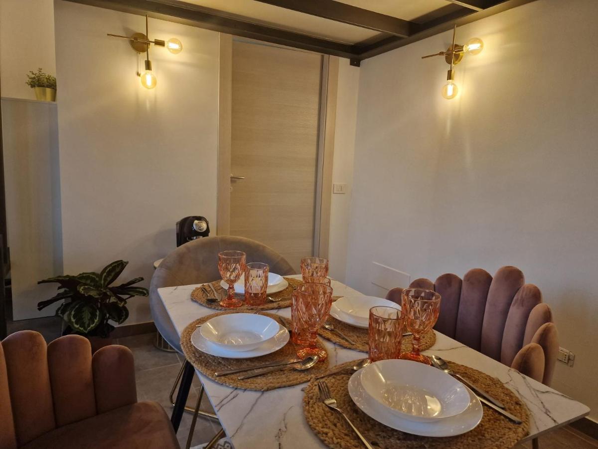 Apartament Regina Milano In Porta Romana 2 - Sky Tv, Wifi E Breakfast Box Zewnętrze zdjęcie
