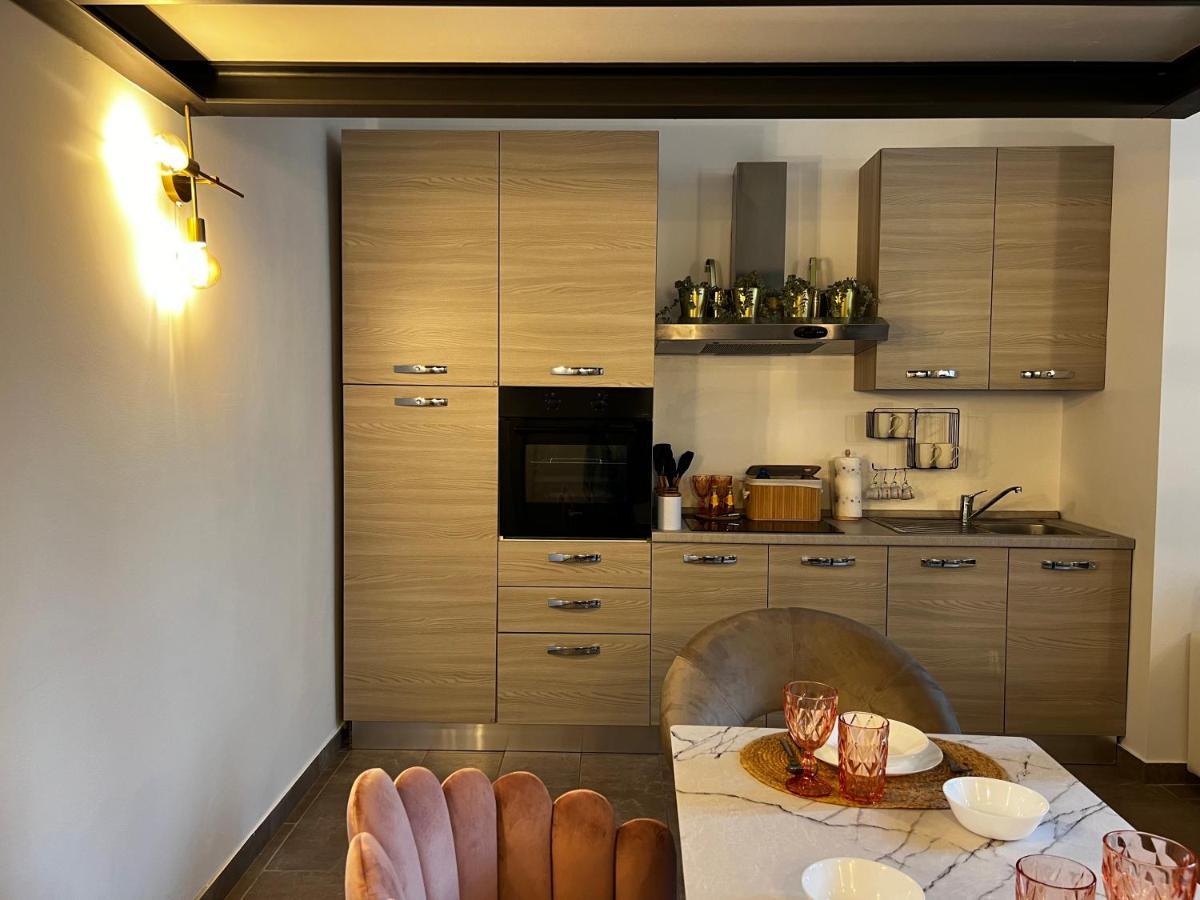 Apartament Regina Milano In Porta Romana 2 - Sky Tv, Wifi E Breakfast Box Zewnętrze zdjęcie